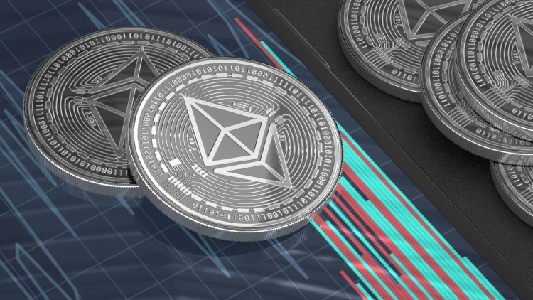 Ethereum Surges Past $2,000: Bull Rally on the Horizon?