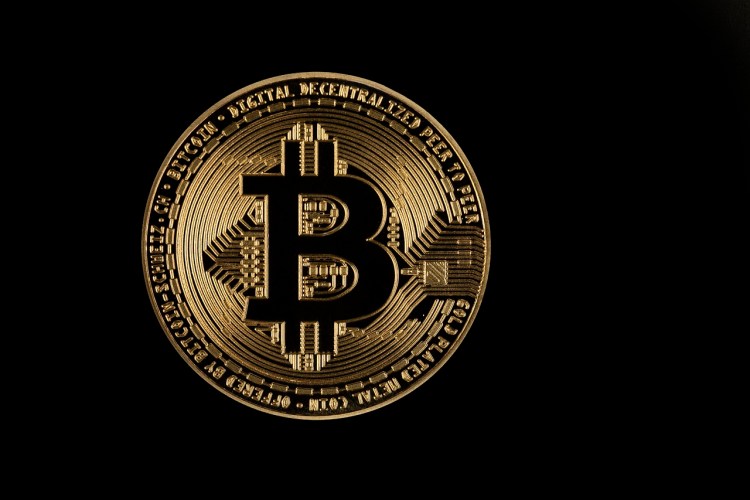 Bitcoin Price Crash Predicted: $94,000 Dip Before Surge?