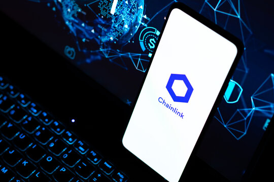 Chainlink Price Outlook: Bullish Signals, Bitcoin's Crucial Role