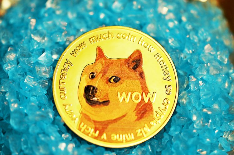312 Million Dogecoin to Coinbase: Bull or Bear Signal?
